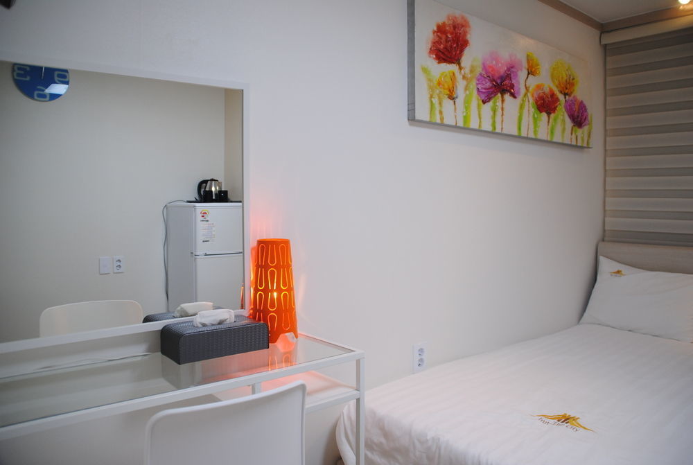 Inn-The City Seoul Exterior photo