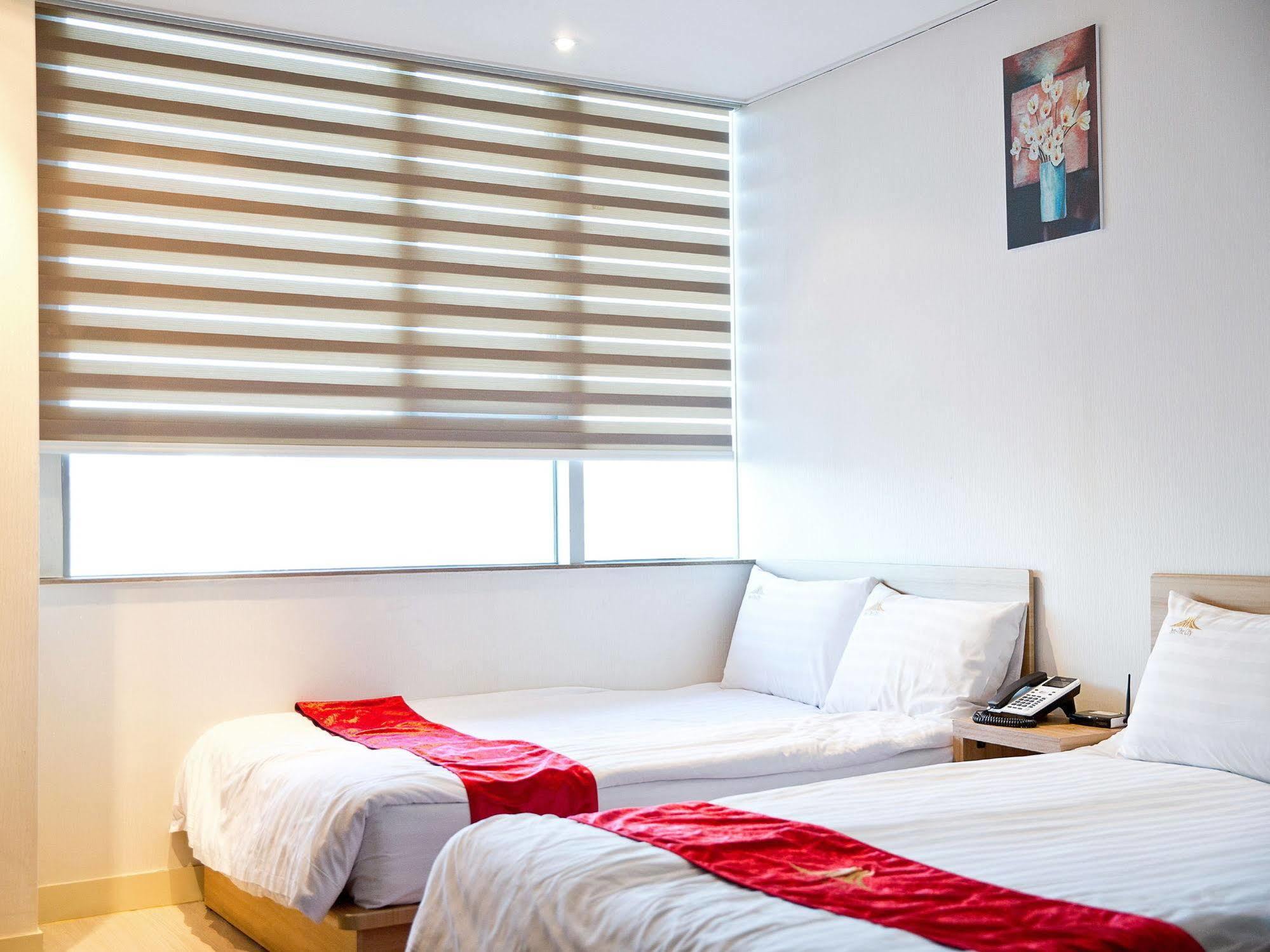 Inn-The City Seoul Exterior photo